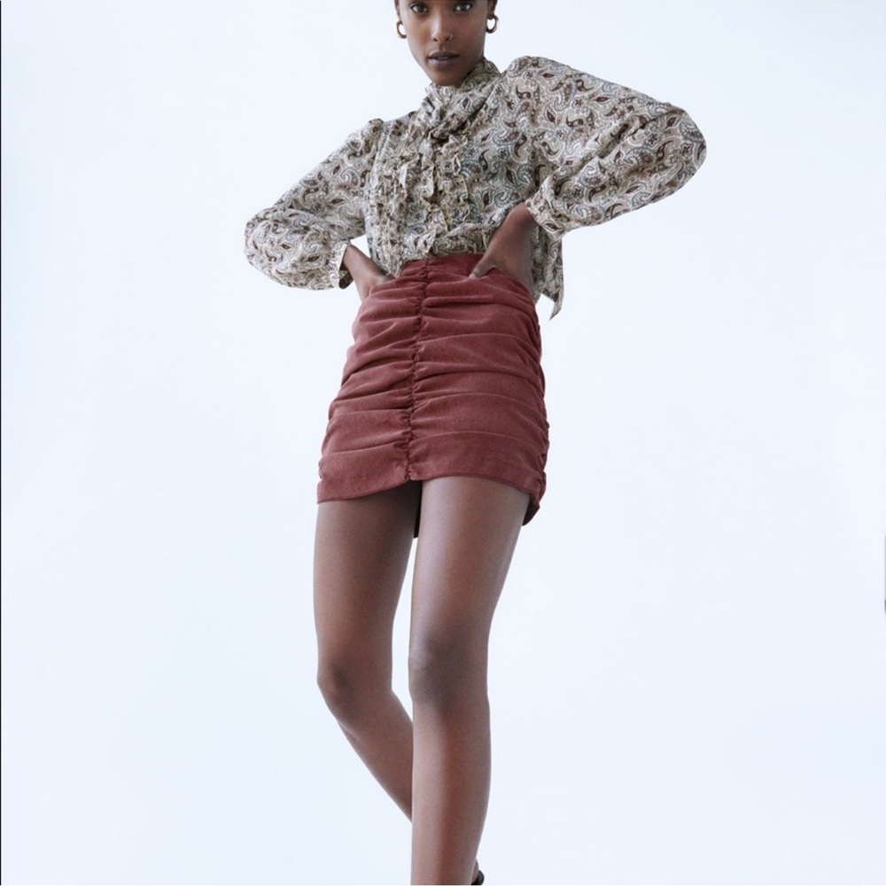 NWT ZARA Muted Burgundy Wine Draped Ruched High Waist Mini Skirt S - Picture 2 of 11